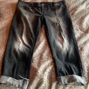 EUC Cropped jeans